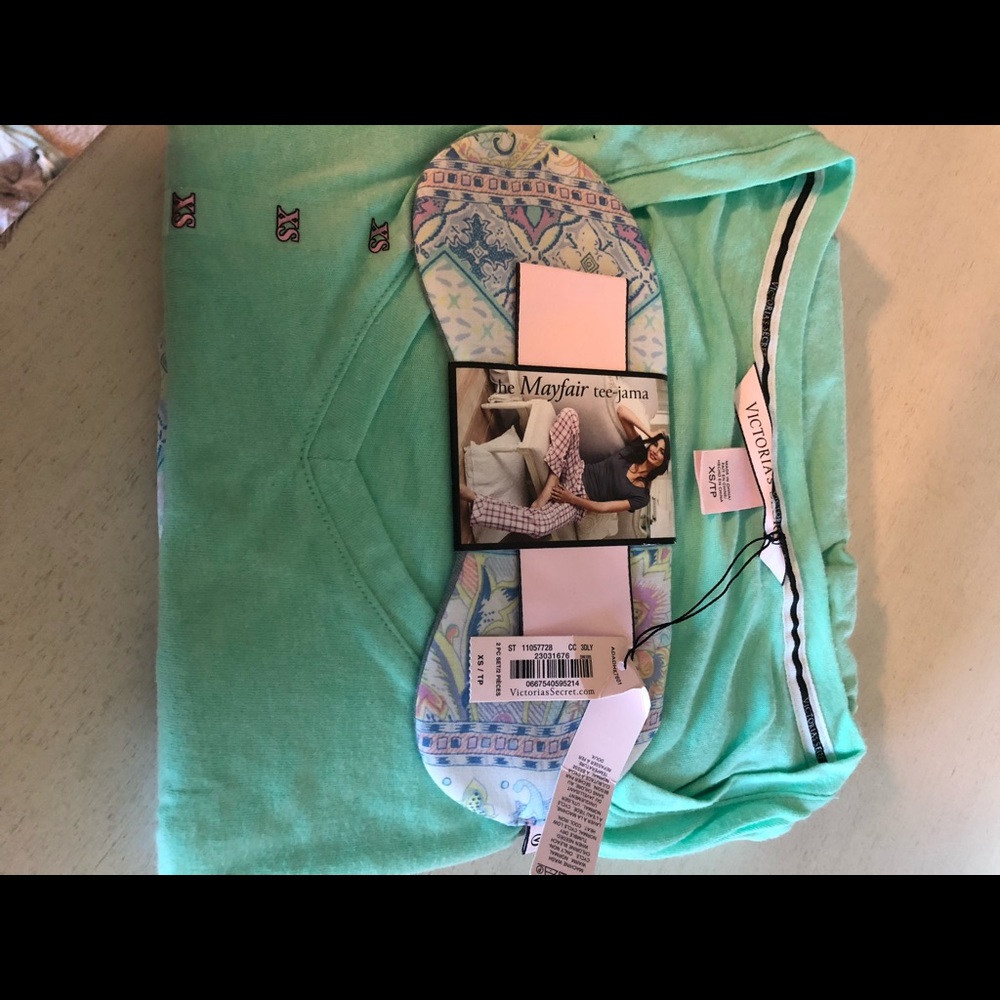 Victoria Secret Pajama Set